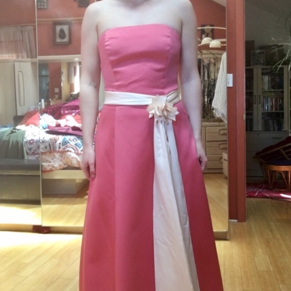 EUC Coral strapless lotus belt A line gown dress